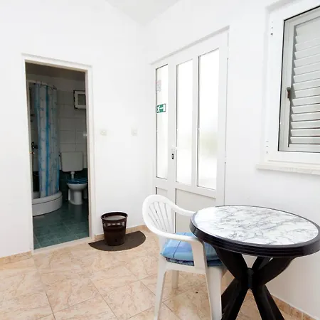Appartement Uvala Jedra 2583e *